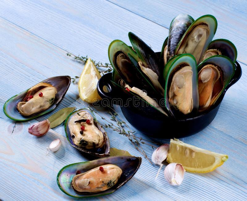 1lb Green Mussel